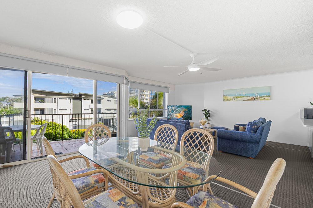 Surfcomber Unit 8 Living Area